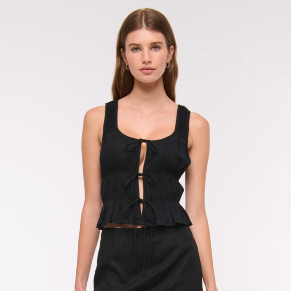 Ruched tie front top - Abercrombie & Fitch - Picture 1 of 3